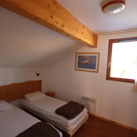 Charmante Avec Piscine Chauffee A 300m Des Pistes - 4 Pieces Pour 8 Personnes A - Fr-1-504-431 Appartement *